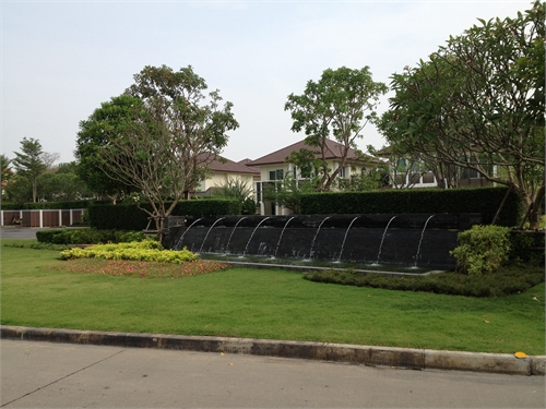 รูปภาพ เซนโทร วัชรพล (Centro Watcharaphol)