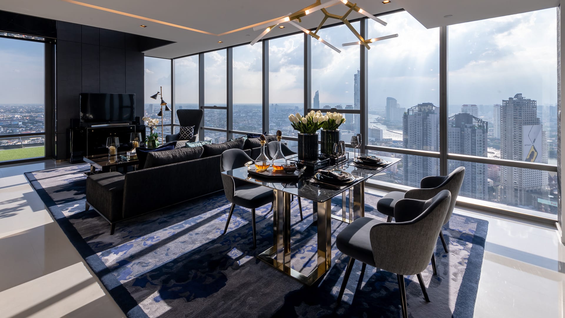 รูปภาพ เดอะ แบงค็อค สาทร (The Bangkok Sathorn)