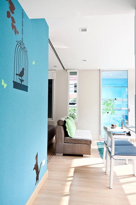 รูปภาพ เดอะ คัลเลอร์รี่ วิวิด (The Colory Vivid)