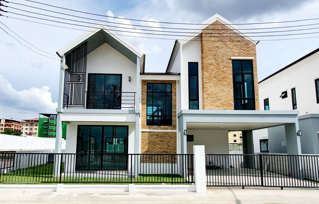 รูปภาพ เดอะ ไฮฟ์ โรจนะ (The Hive Rojana)