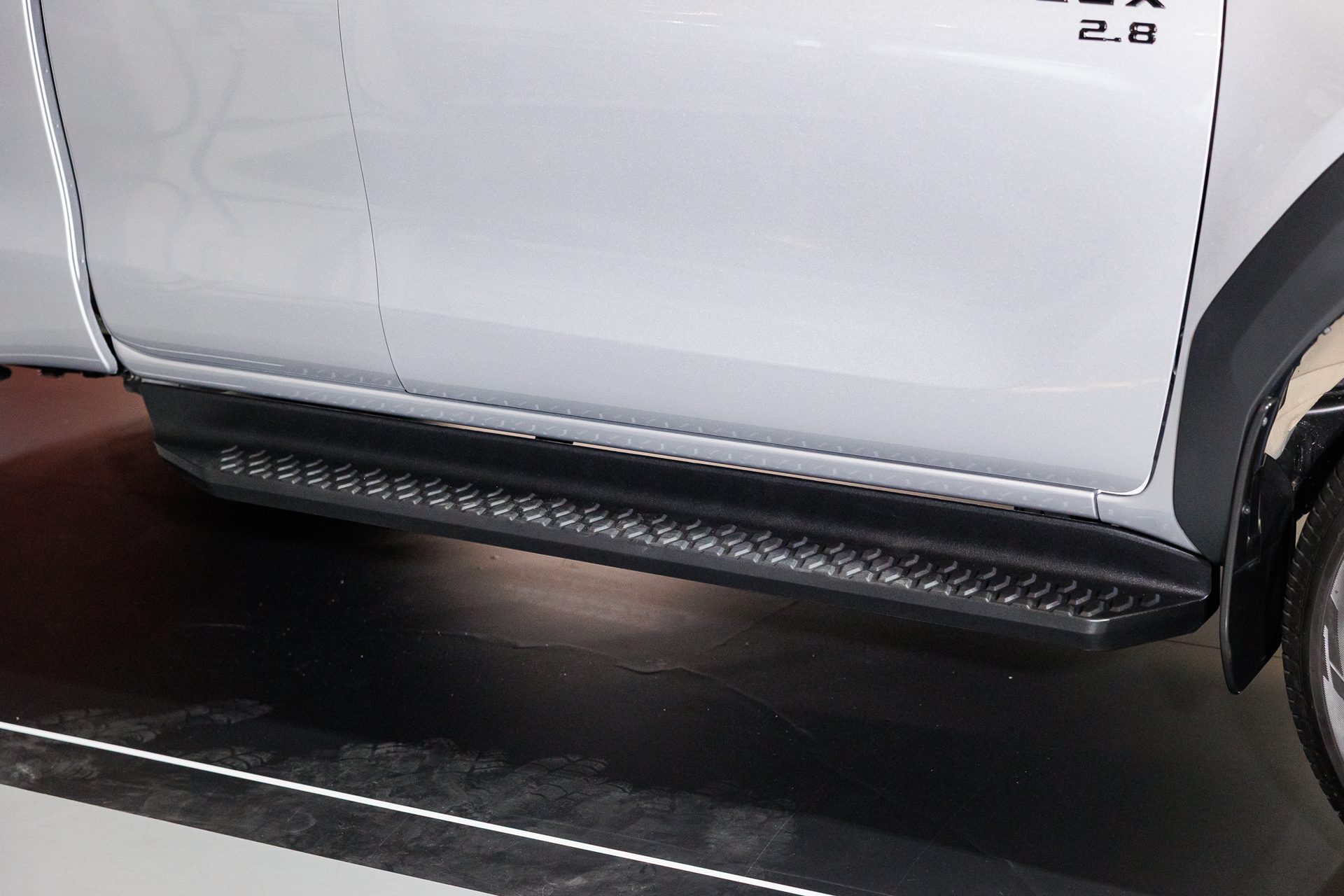 รูปภาพ โตโยต้า Toyota Hilux Travo Smart Cab 4TREX 2.8 Premium AT ปี 2025