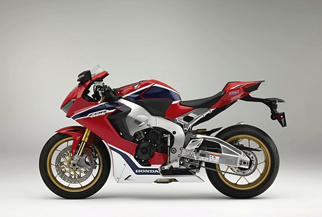รูปภาพ ฮอนด้า Honda CBR 1000RR SP ปี 2017