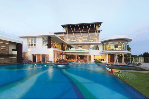 รูปภาพ เลอ เน็กซ์ตร้า วงแหวน-ศรีนครินทร์ (Le Nextra)