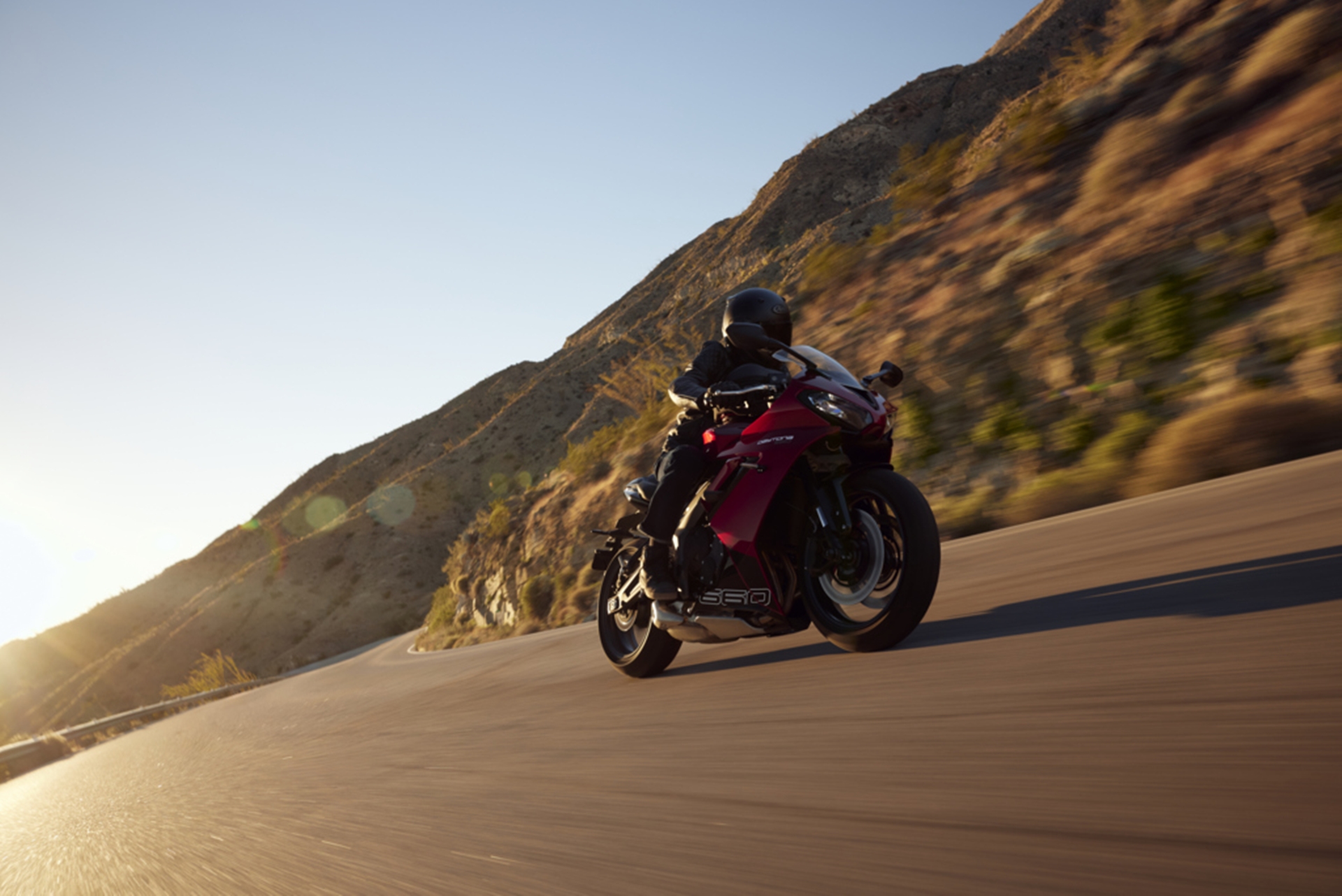 รูปภาพ ไทรอัมพ์ Triumph Daytona 660 (Standard) ปี 2024