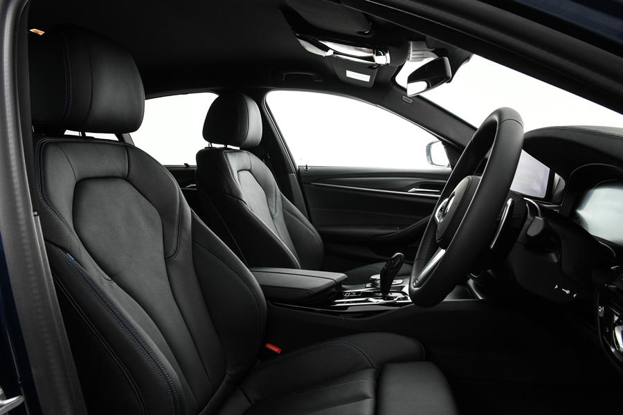 รูปภาพ บีเอ็มดับเบิลยู BMW Series 5 520d M Sport ปี 2021