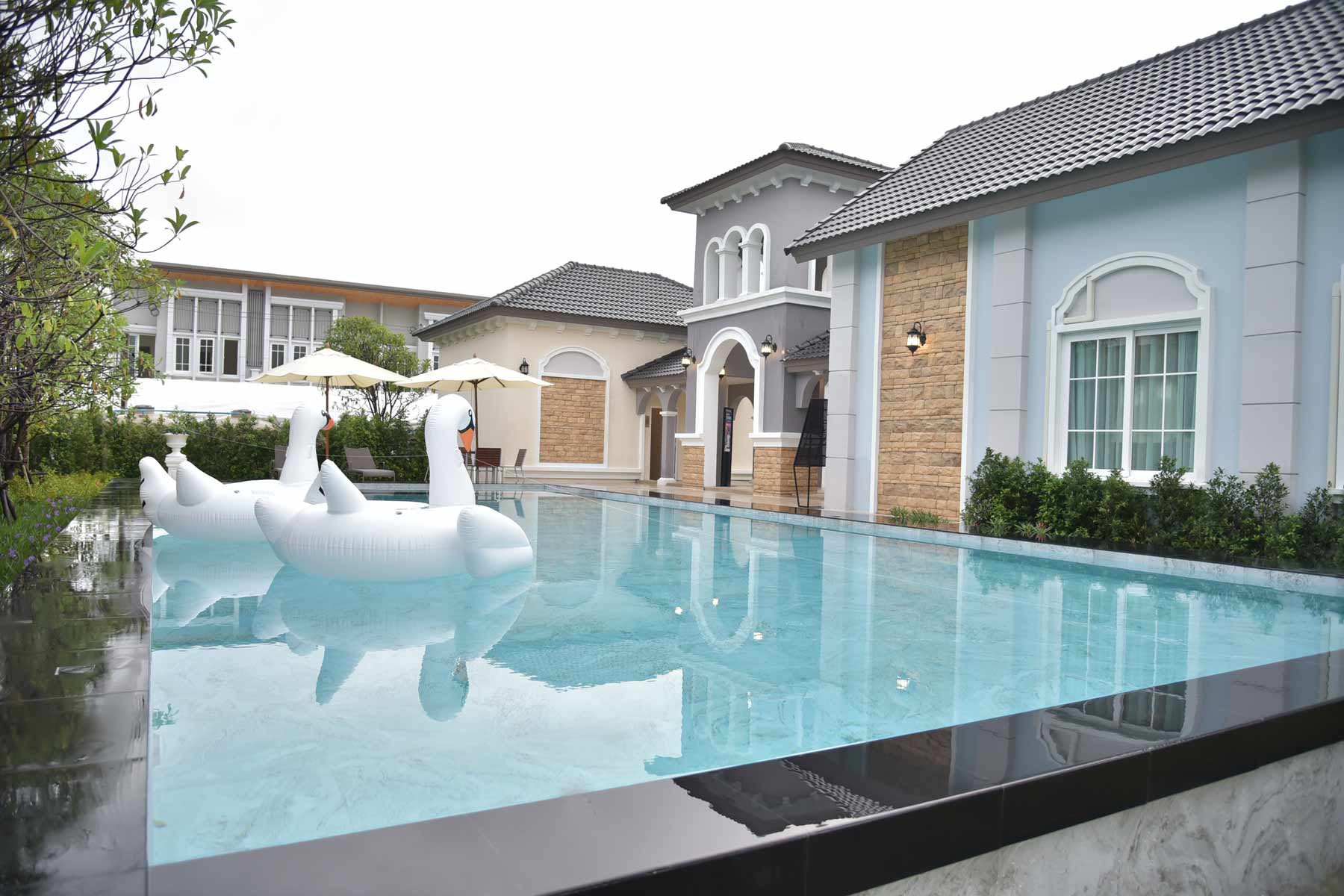 รูปภาพ โกลเด้น ทาวน์ พหลโยธิน - สะพานใหม่ (Golden Town Phahonyothin - Sapanmai)