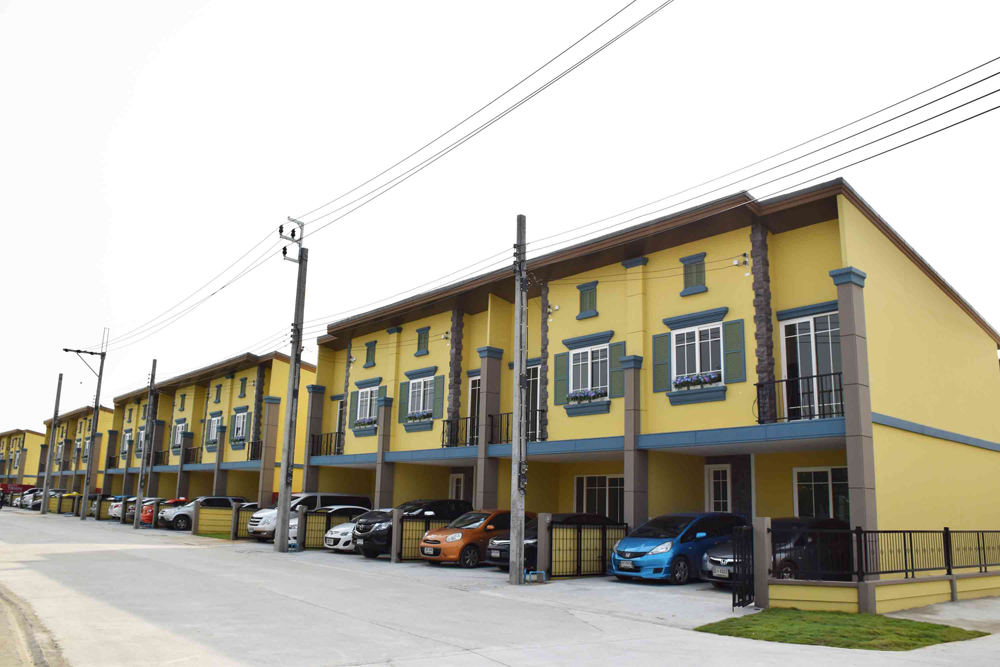 รูปภาพ โกลเด้น ทาวน์ รัตนาธิเบศร์-สถานีรถไฟฟ้าไทรม้า (Golden Town Rattanathibet - Saima Station)