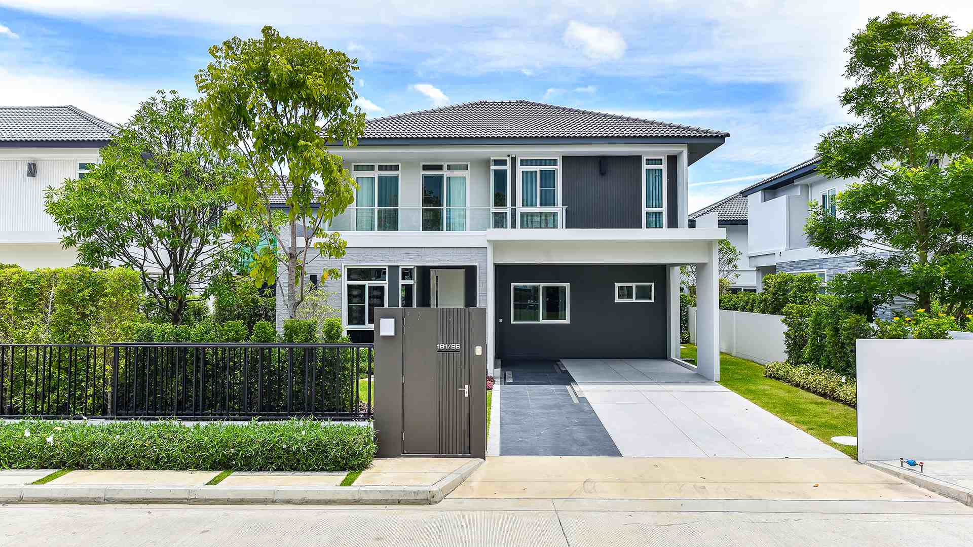 รูปภาพ มัณฑนา มอเตอร์เวย์ - กรุงเทพกรีฑาตัดใหม่ (Mantana Motorway - Krungthepkreethatadmai)