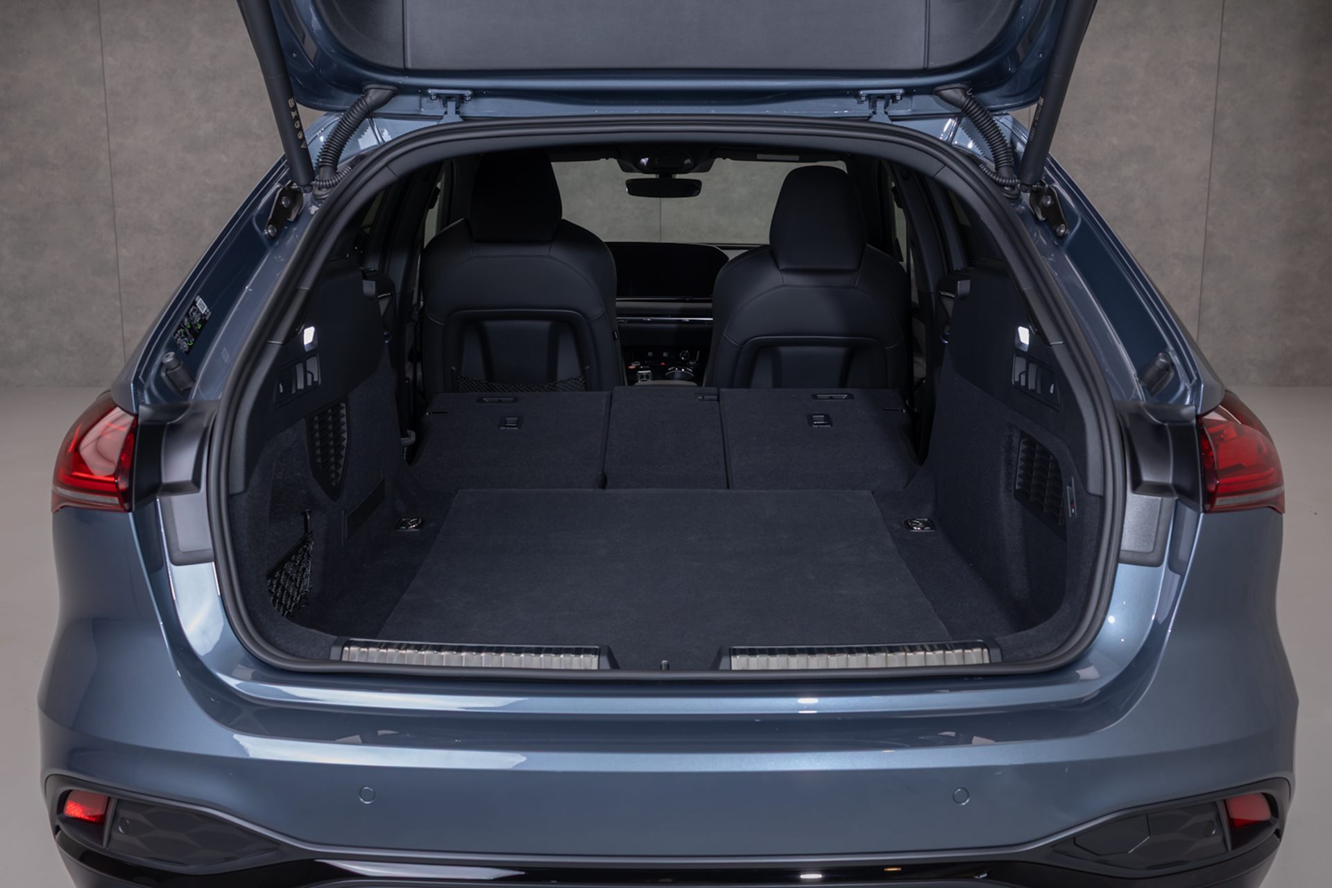 รูปภาพ อาวดี้ Audi A5 Avant TFSI e quattro Tech Plus ปี 2025