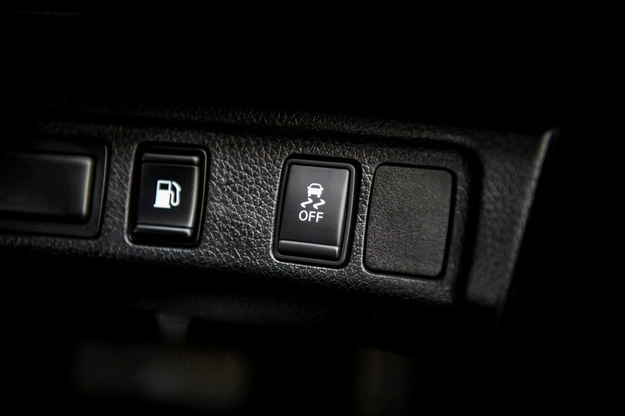 รูปภาพ นิสสัน Nissan Navara Double Cab Calibre E 6MT ปี 2024