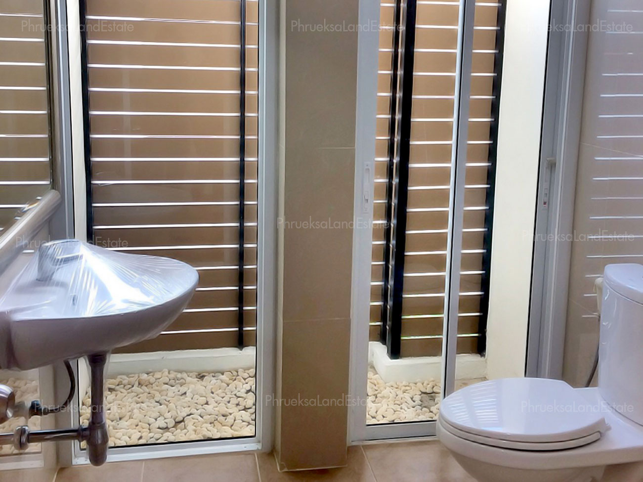 รูปภาพ เดอะ เซ็นทรัล รีเจ้นท์ อัสสัมชัญ - ศรีราชา (The Central Regent Assumption - Sriracha)