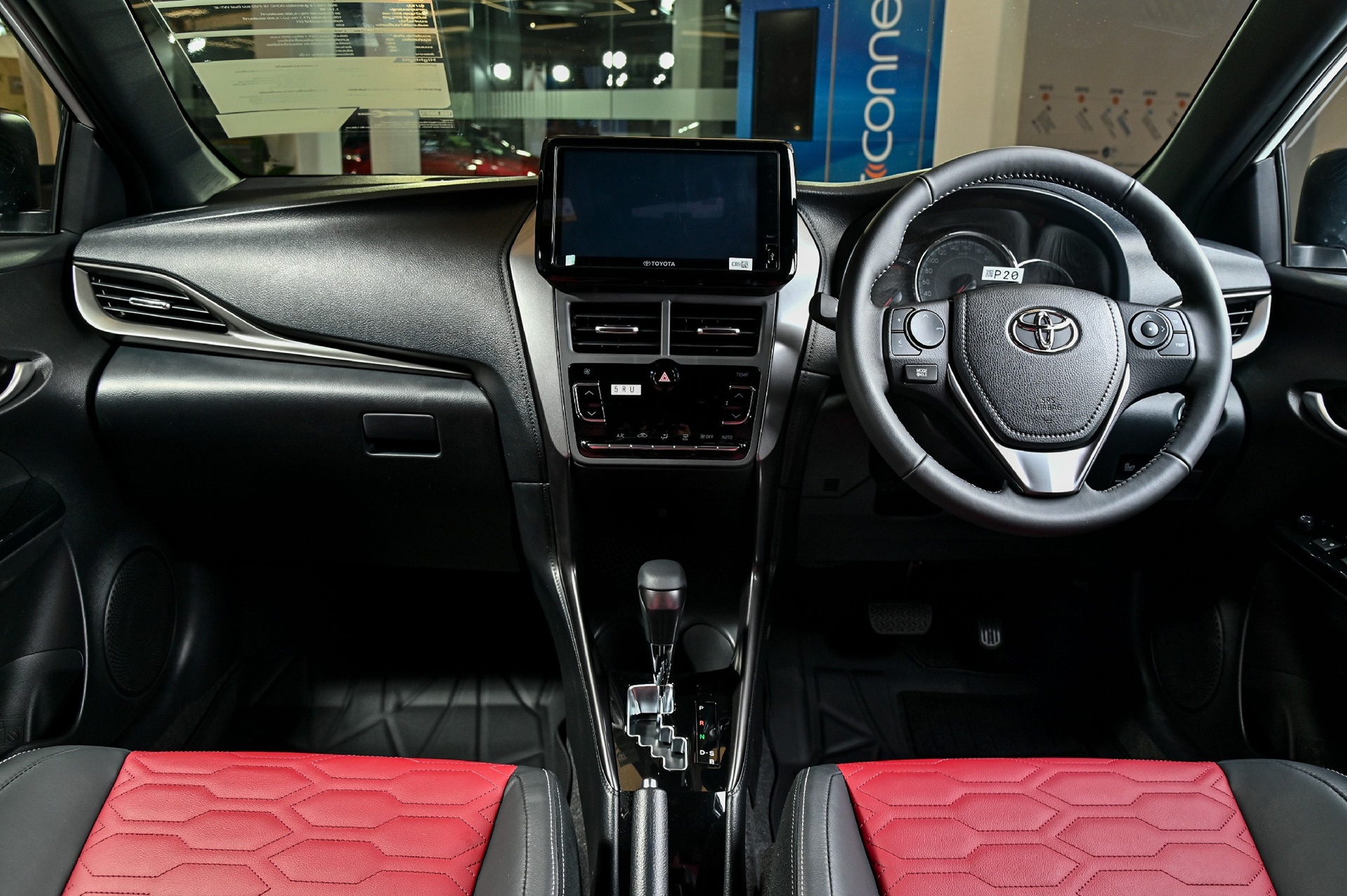 รูปภาพ โตโยต้า Toyota Yaris Premium S ปี 2023