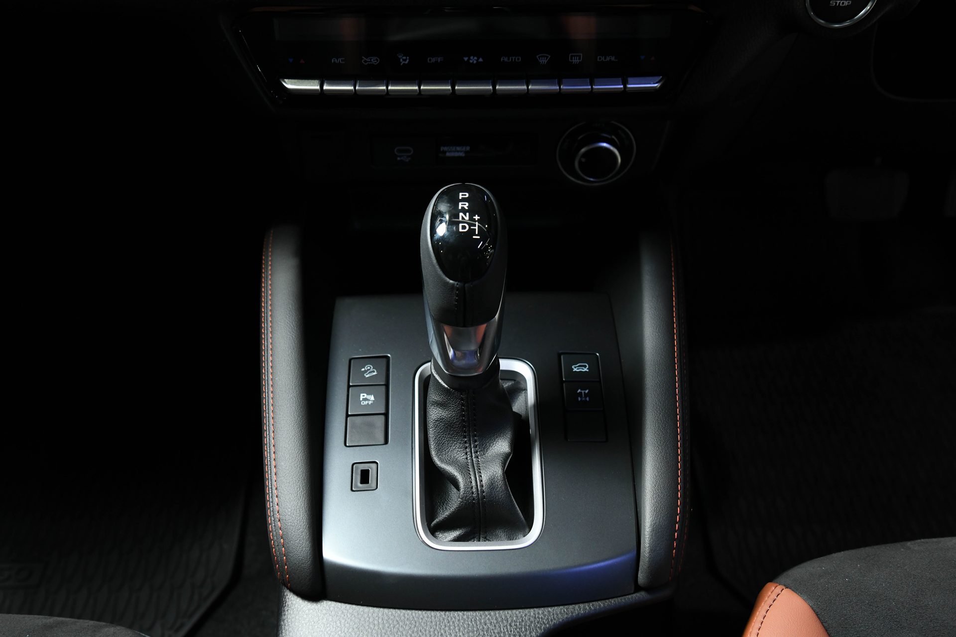 รูปภาพ มาสด้า Mazda BT-50 DBL 3.0 XTR 4X4 6AT ปี 2024