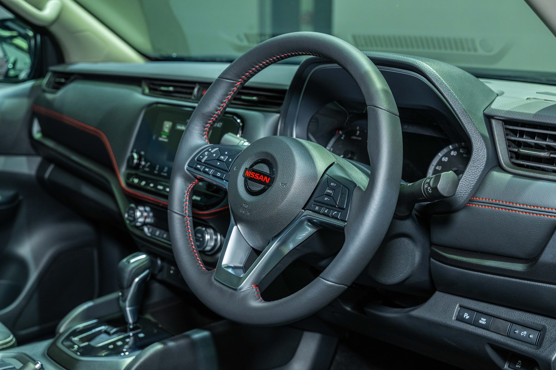 รูปภาพ นิสสัน Nissan Navara Double Cab PRO-2X 7AT ปี 2024