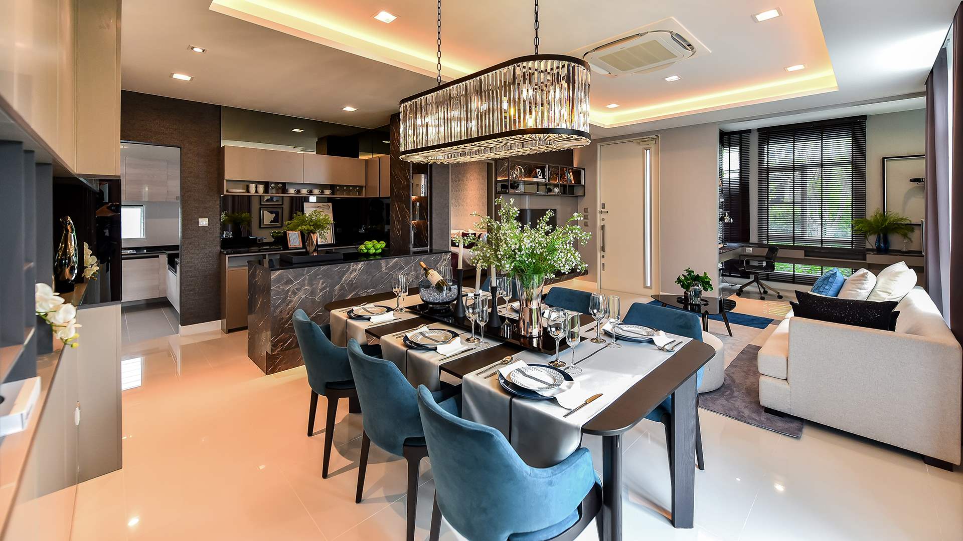 รูปภาพ มัณฑนา ศรีนครินทร์ ร่มเกล้า (Manthana Srinakarin - Romklao)