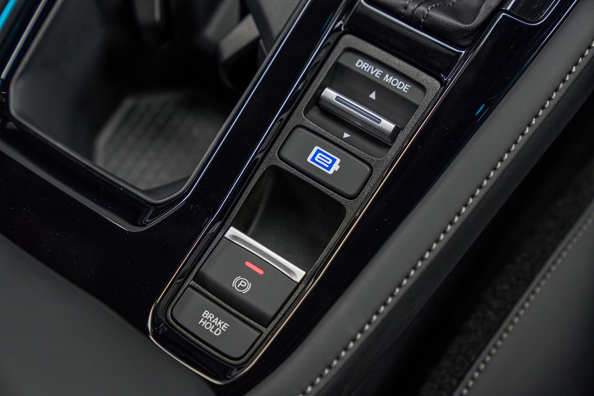 รูปภาพ ฮอนด้า Honda Accord e:HEV EL ปี 2023