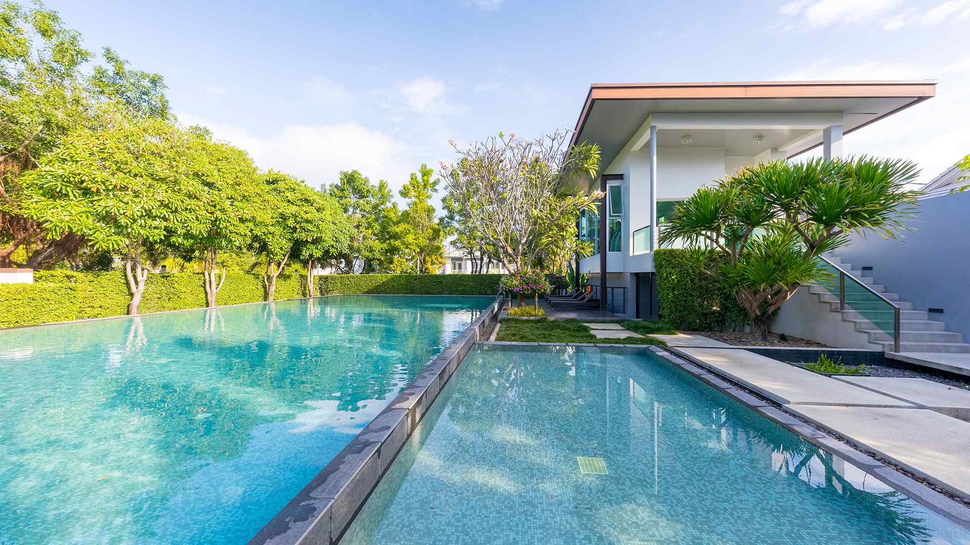 รูปภาพ สีวลี สันกำแพง-เชียงใหม่ (Sivalee Sankamphaeng Chiang Mai)