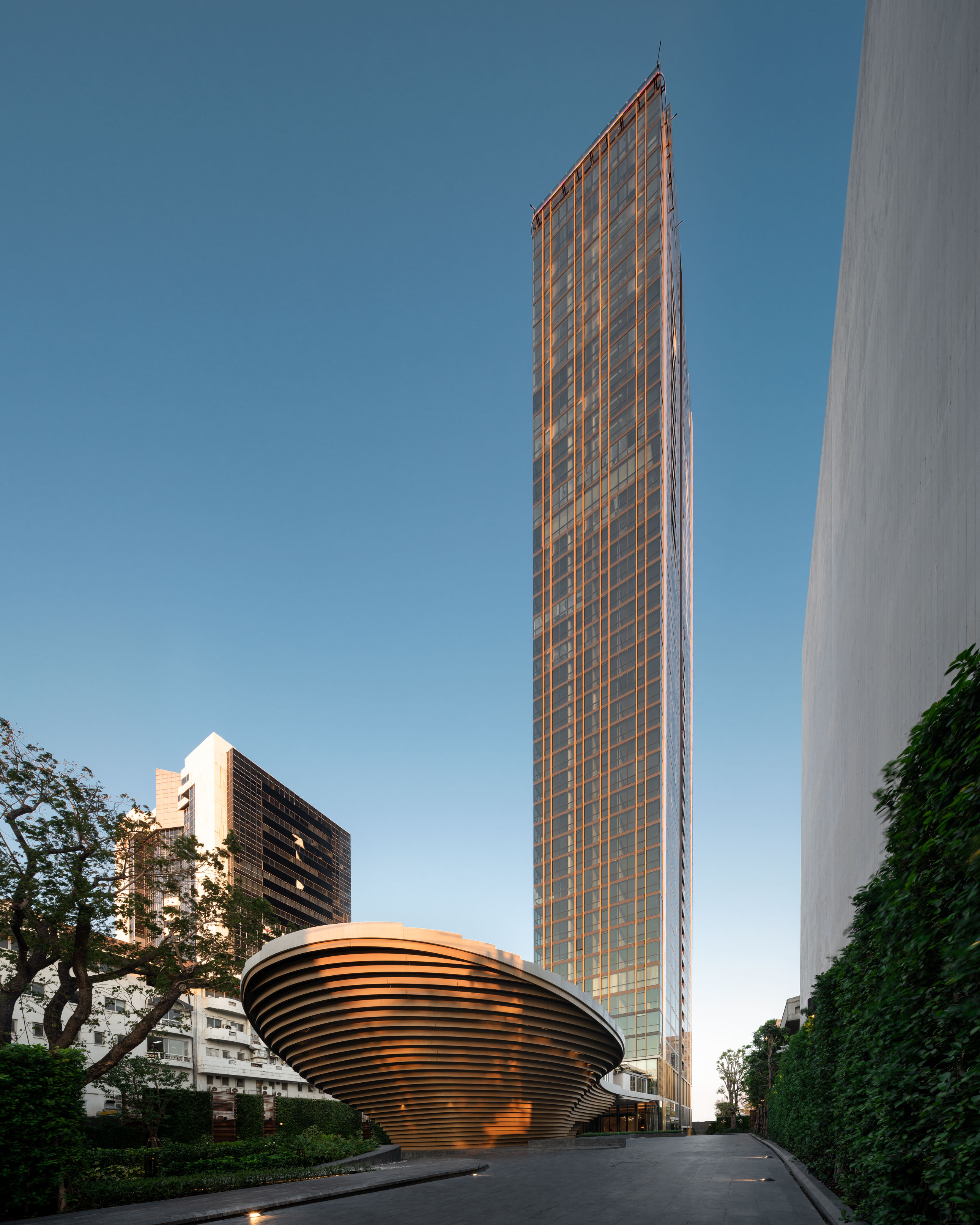 รูปภาพ เดอะ โมนูเมนต์ ทองหล่อ (The Monument Thong Lo)