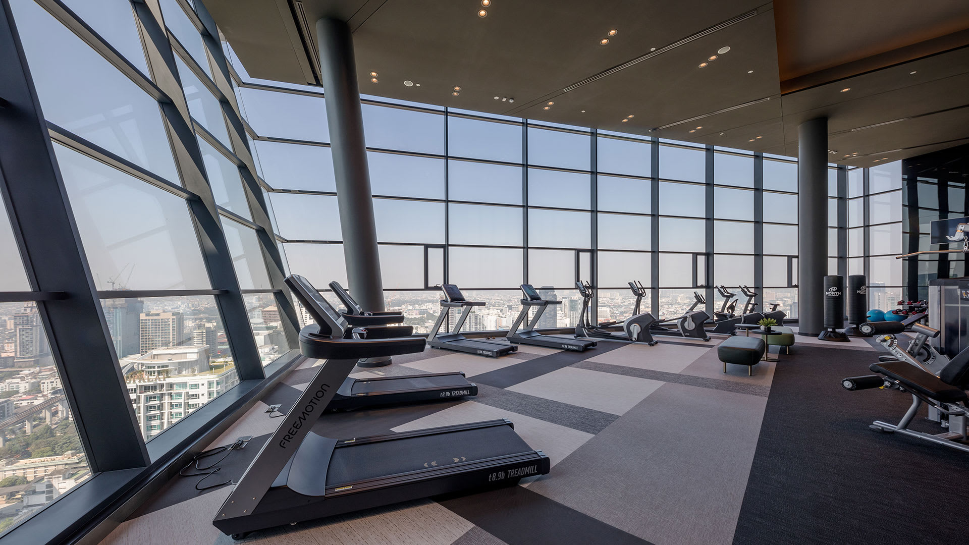 รูปภาพ เดอะ รูม พญาไท (The Room Phayathai)