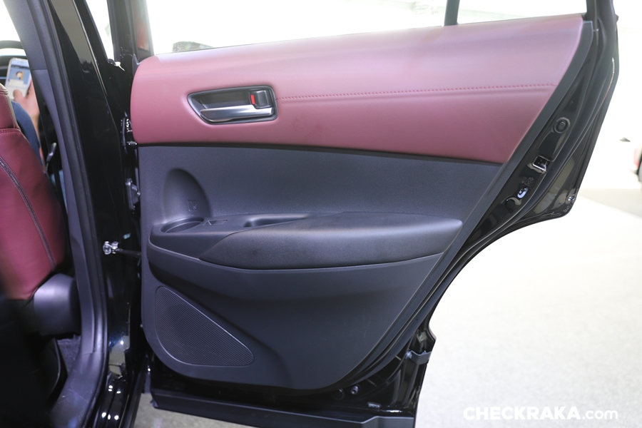 รูปภาพ โตโยต้า Toyota Corolla Cross Hybrid Premium Safety ปี 2020