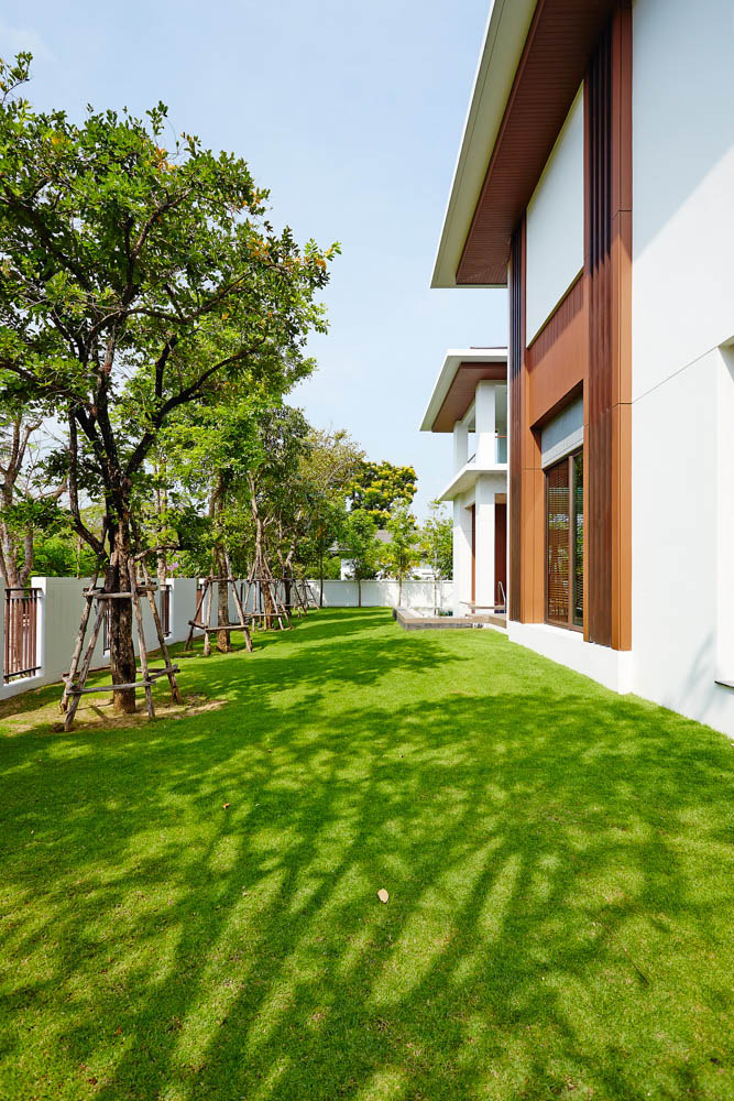 รูปภาพ นวธานี เรสซิเดนซ์ (Navatanee Residence)