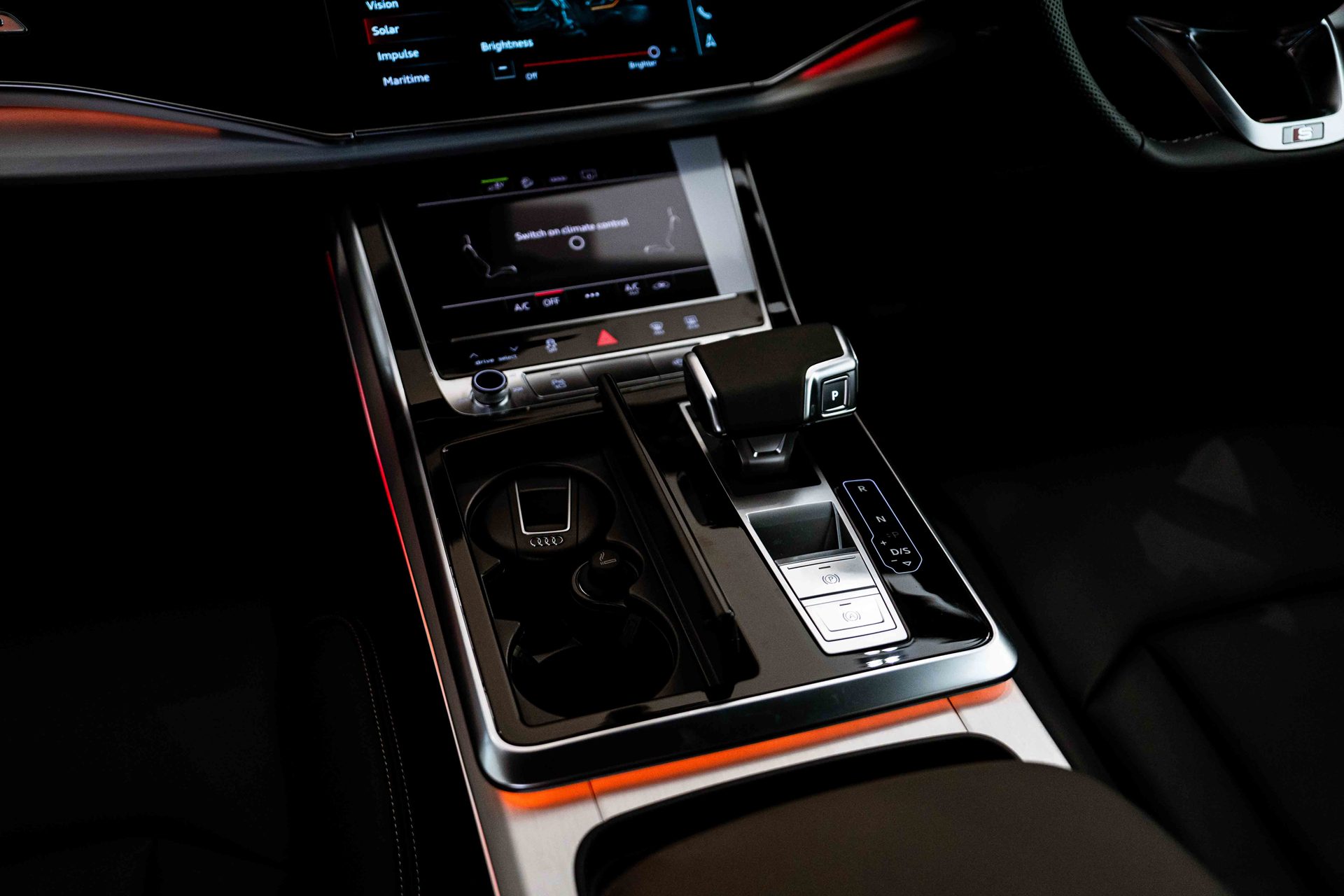 รูปภาพ อาวดี้ Audi Q7 TFSI e quattro S line edition one ปี 2024