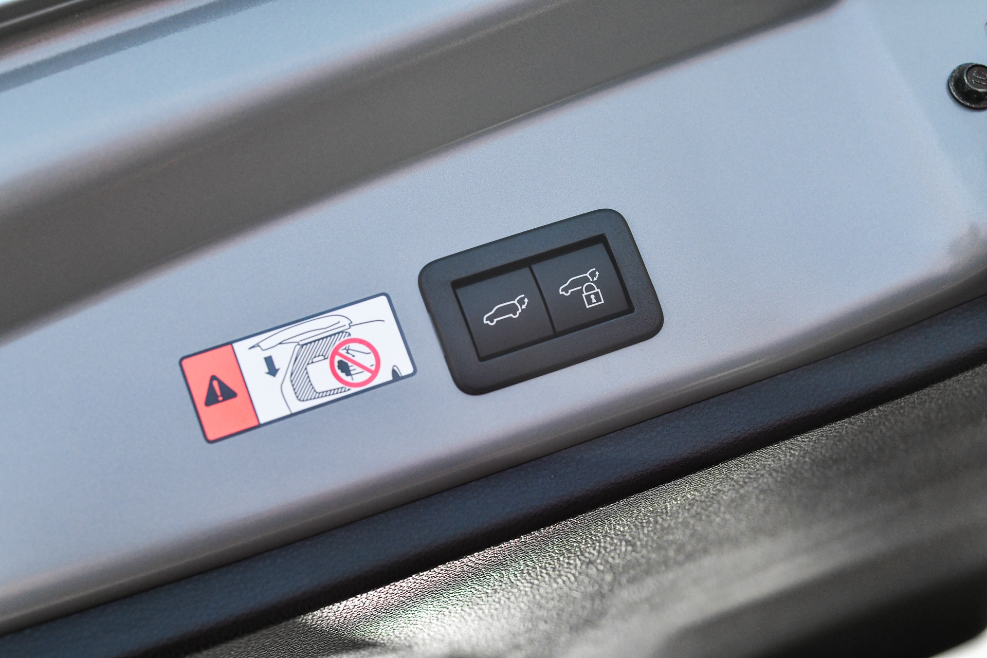 รูปภาพ โตโยต้า Toyota Corolla Cross HEV Premium Luxury ปี 2024