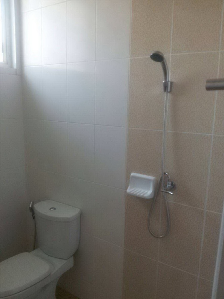 รูปภาพ ณ ราธร สุวินทวงศ์ (Na Rathon Suwinthawongse)