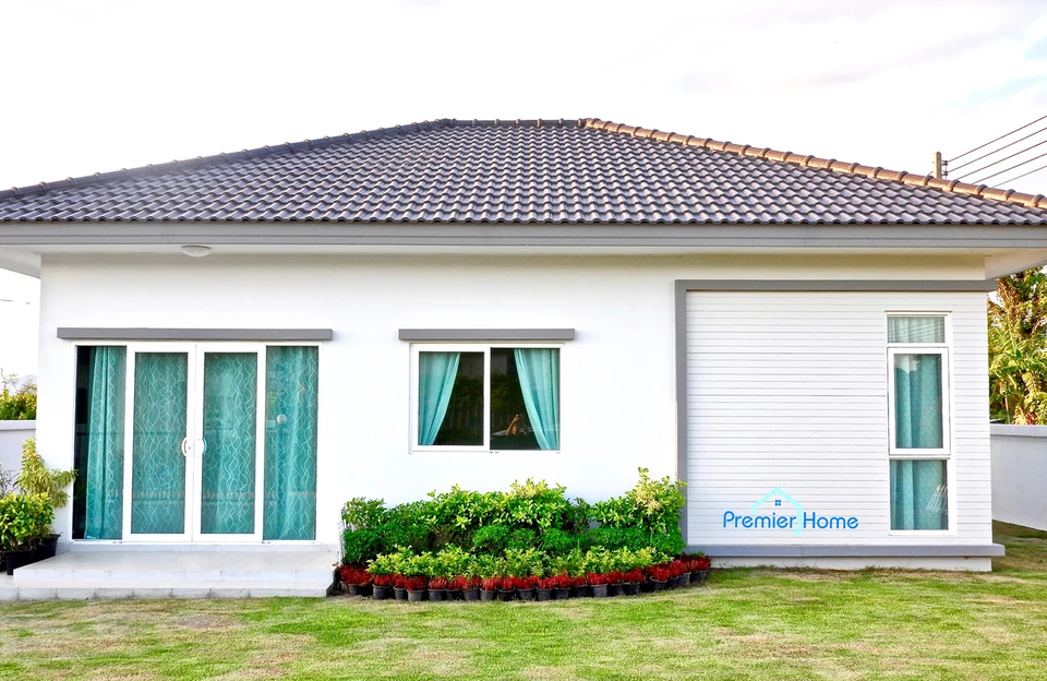 รูปภาพ ฐิติพร พรีเมียร์ (Thitiphon Premier)