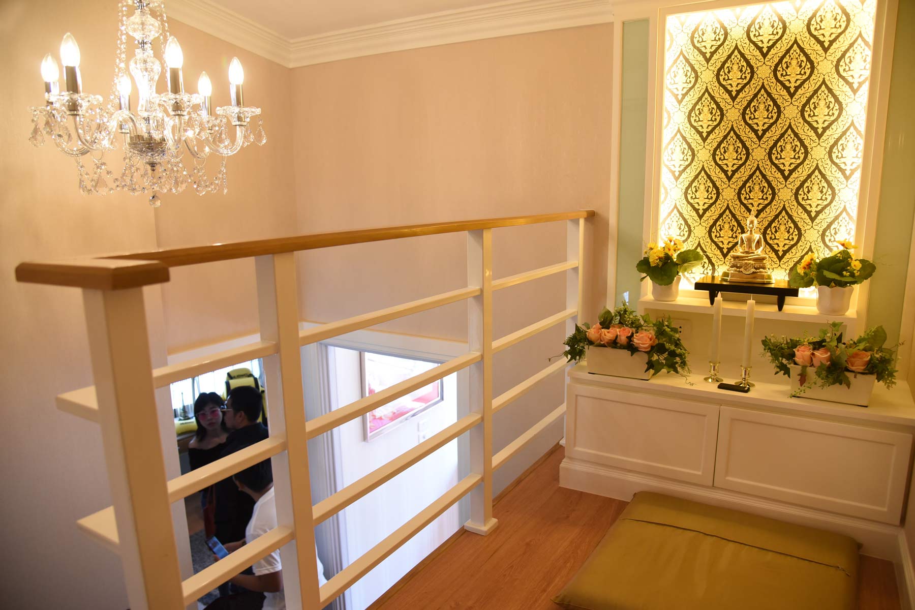 รูปภาพ โกลเด้น ทาวน์ สุขุมวิท-สถานีรถไฟฟ้าแบริ่ง (Golden Town Sukhumvit-Bearing Station)