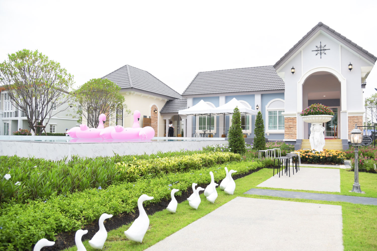 รูปภาพ โกลเด้น ทาวน์ เพชรเกษม 81 (Golden Town Phetkasem 81)