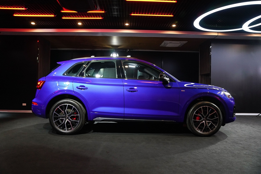 รูปภาพ อาวดี้ Audi Q5 45 TFSI quattro S line Black Edition ปี 2021