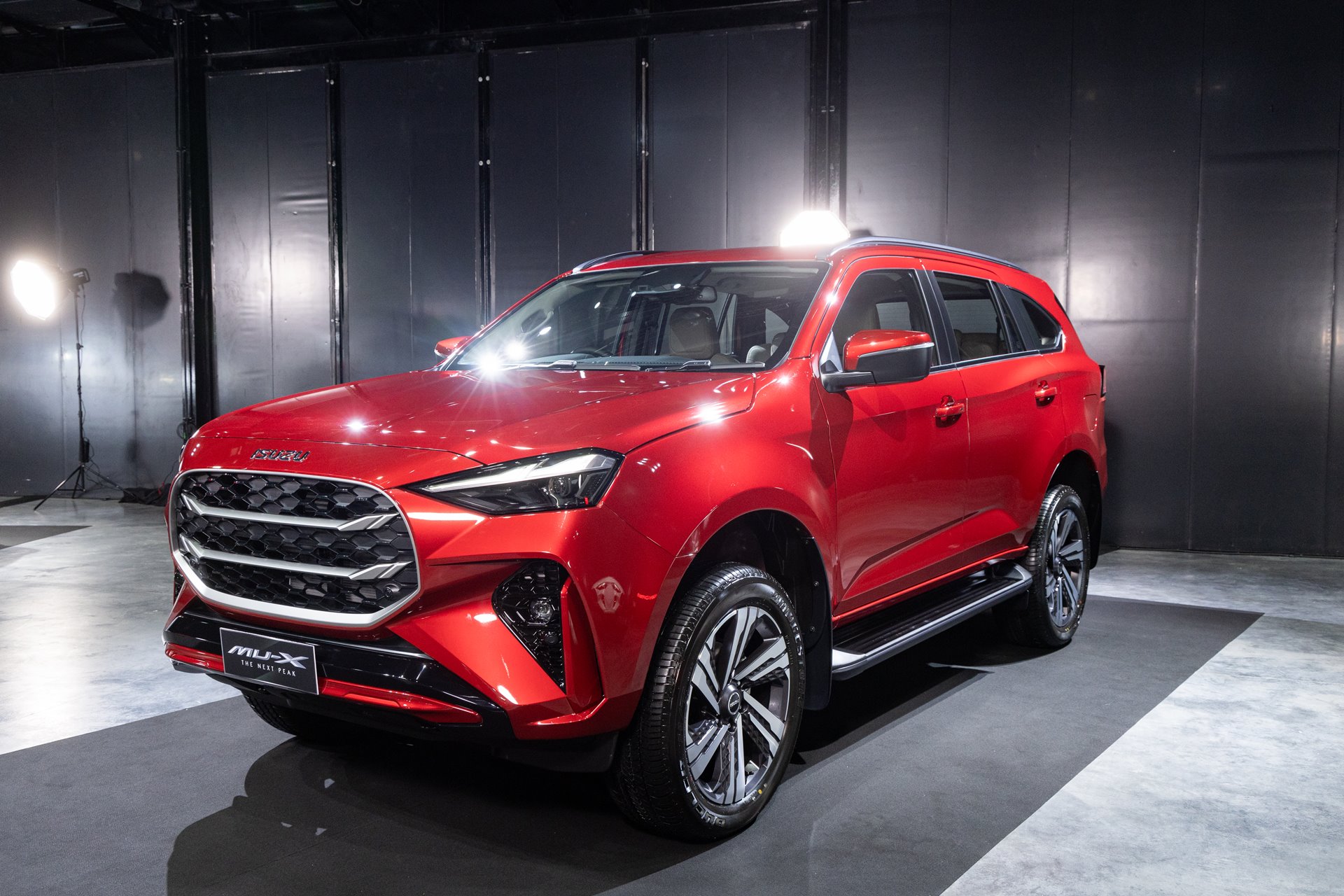 รูปภาพ อีซูซุ Isuzu MU-X 4x2 2.2 Ultimate A/T ปี 2024