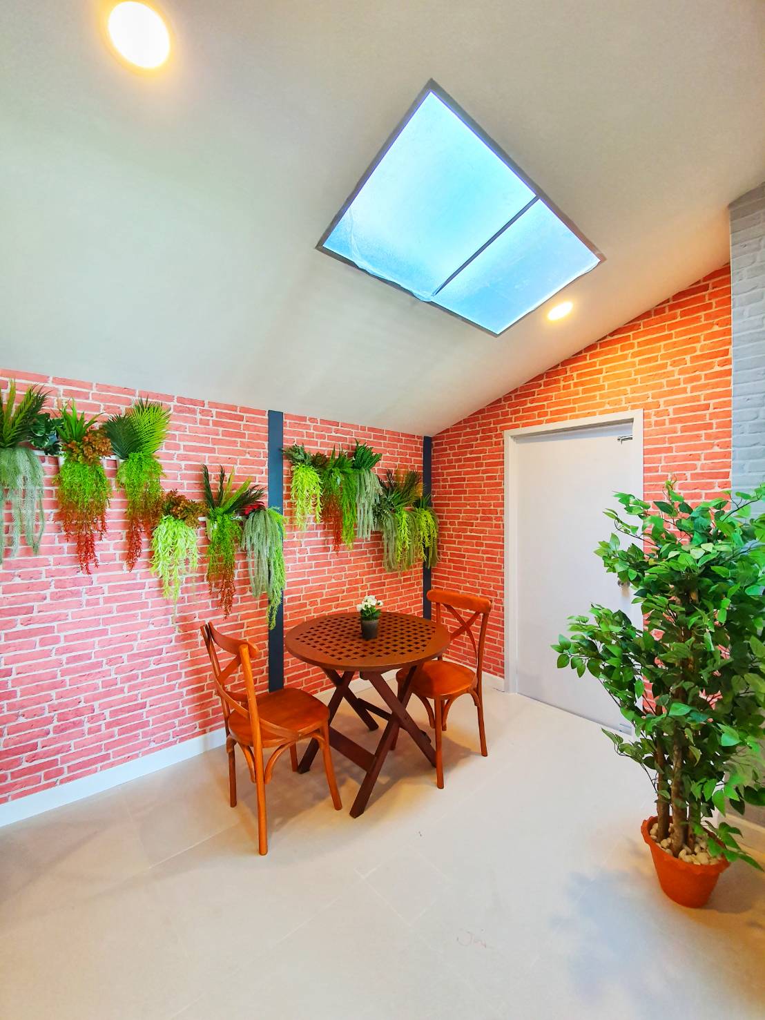 รูปภาพ วินนิ่ง เรสซิเดนท์ วงแหวน - คลอง 5 (Winning Residence Wongwaen - Klong 5)