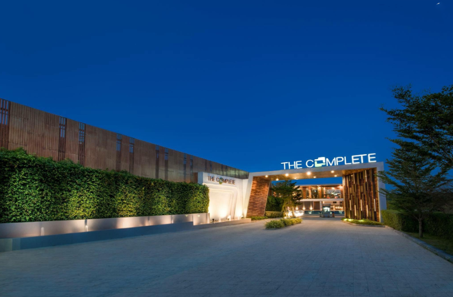 รูปภาพ เดอะ คอมพลีท อัสสัมชัญ-ไร่กล้วย (The Complete)