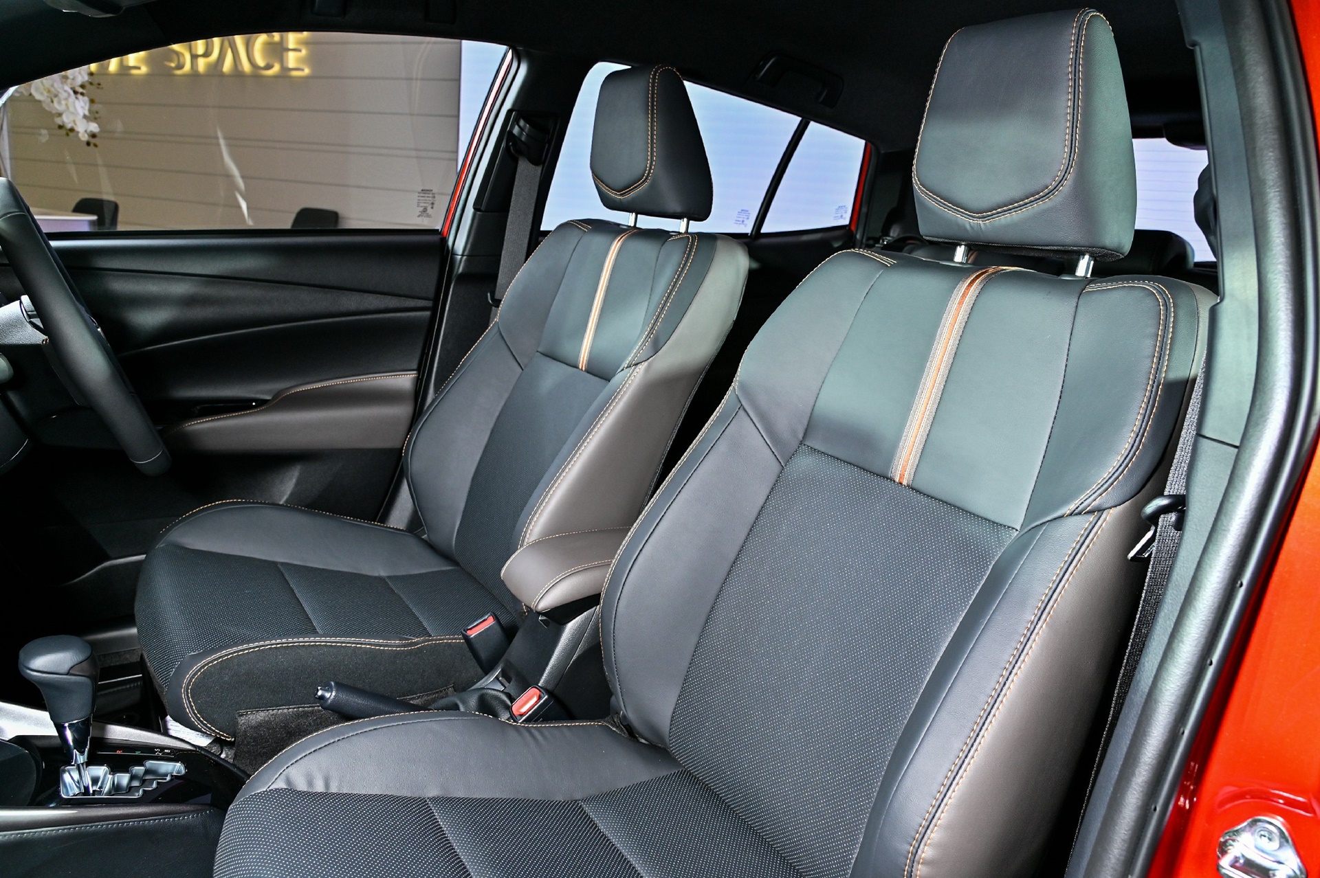 รูปภาพ โตโยต้า Toyota Yaris Premium ปี 2023