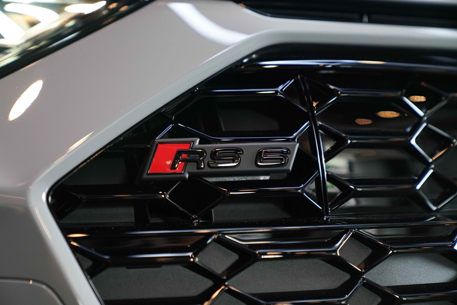 รูปภาพ อาวดี้ Audi RS 6 Avant quattro ปี 2021