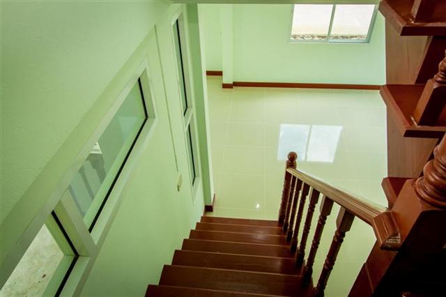 รูปภาพ บัวทองธานี (Buathong Thani)