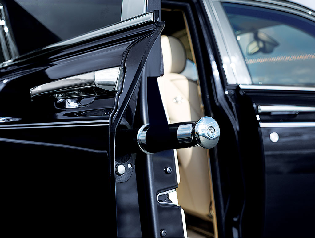 รูปภาพ โรลส์-รอยซ์ Rolls-Royce Phantom Series II LWB ปี 2012