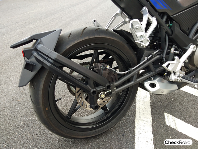 รูปภาพ ซีเอฟโมโต CF Moto 250 NK (Standard) ปี 2018