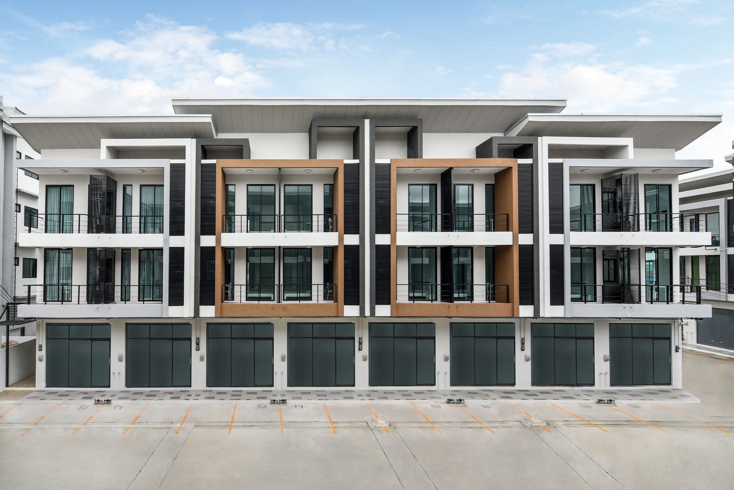 รูปภาพ ดีทาวน์ โกรว์ สวนเสือ-ศรีราชา (D Town Grow Suansear-Sriracha)