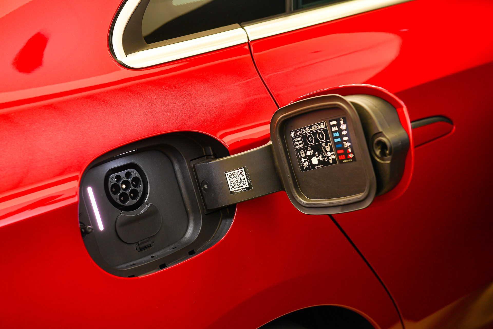 รูปภาพ เมอร์เซเดส-เบนซ์ Mercedes-benz CLA-Class CLA 250+ with EQ Technology ปี 2025