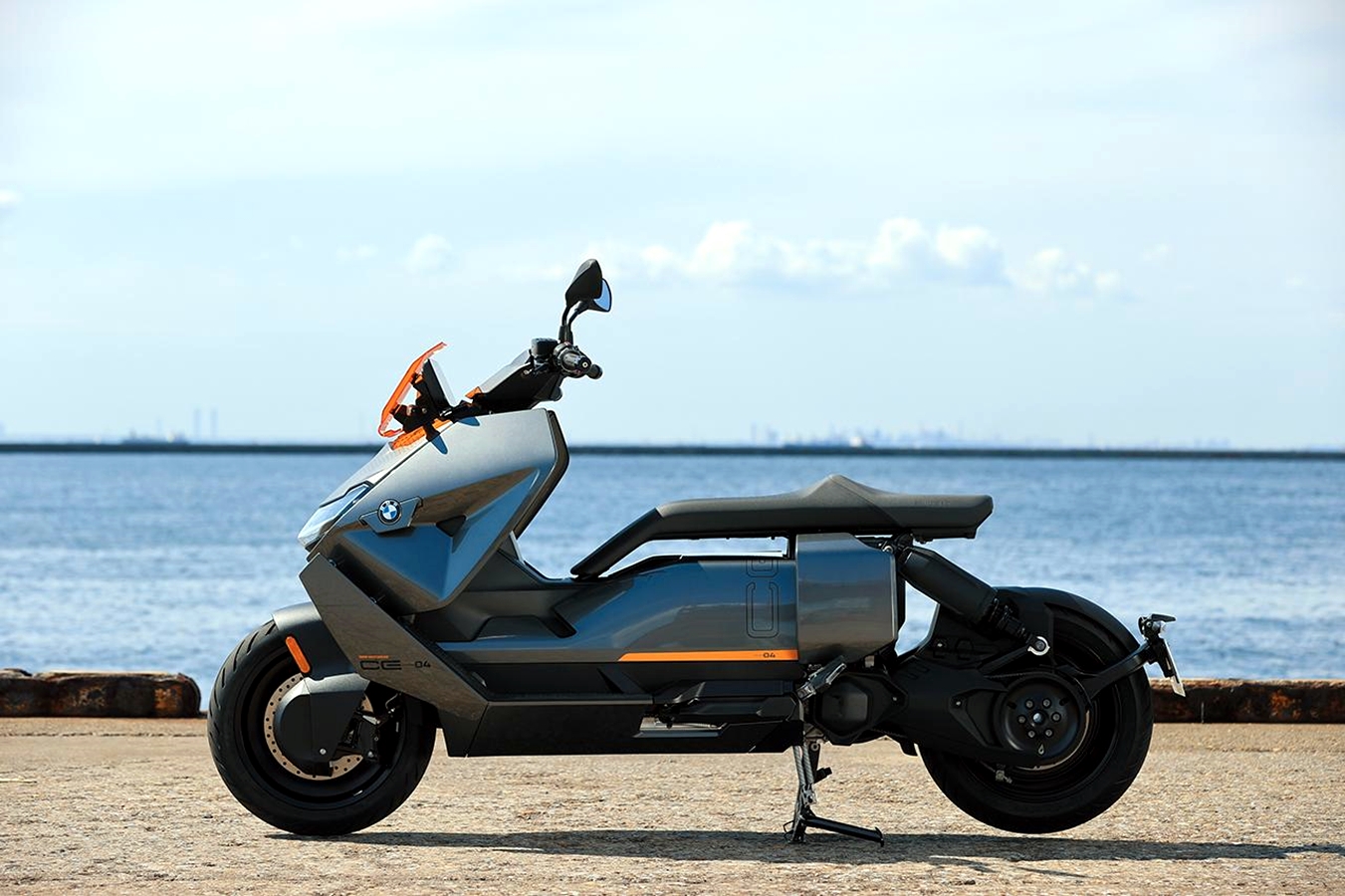 รูปภาพ บีเอ็มดับเบิลยู BMW CE 04 ปี 2022