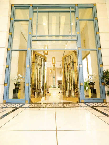 รูปภาพ คิว หลังสวน (Q Langsuan)