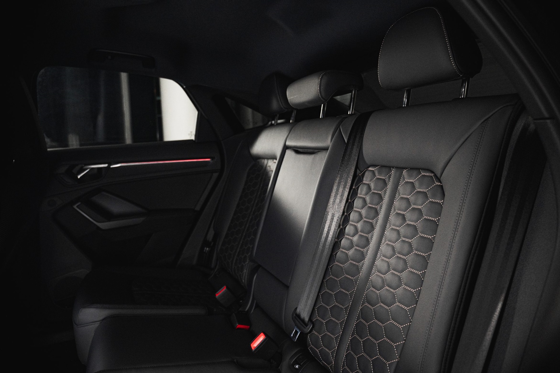 รูปภาพ อาวดี้ Audi RS Q3 Sportback edition 10 Years ปี 2023