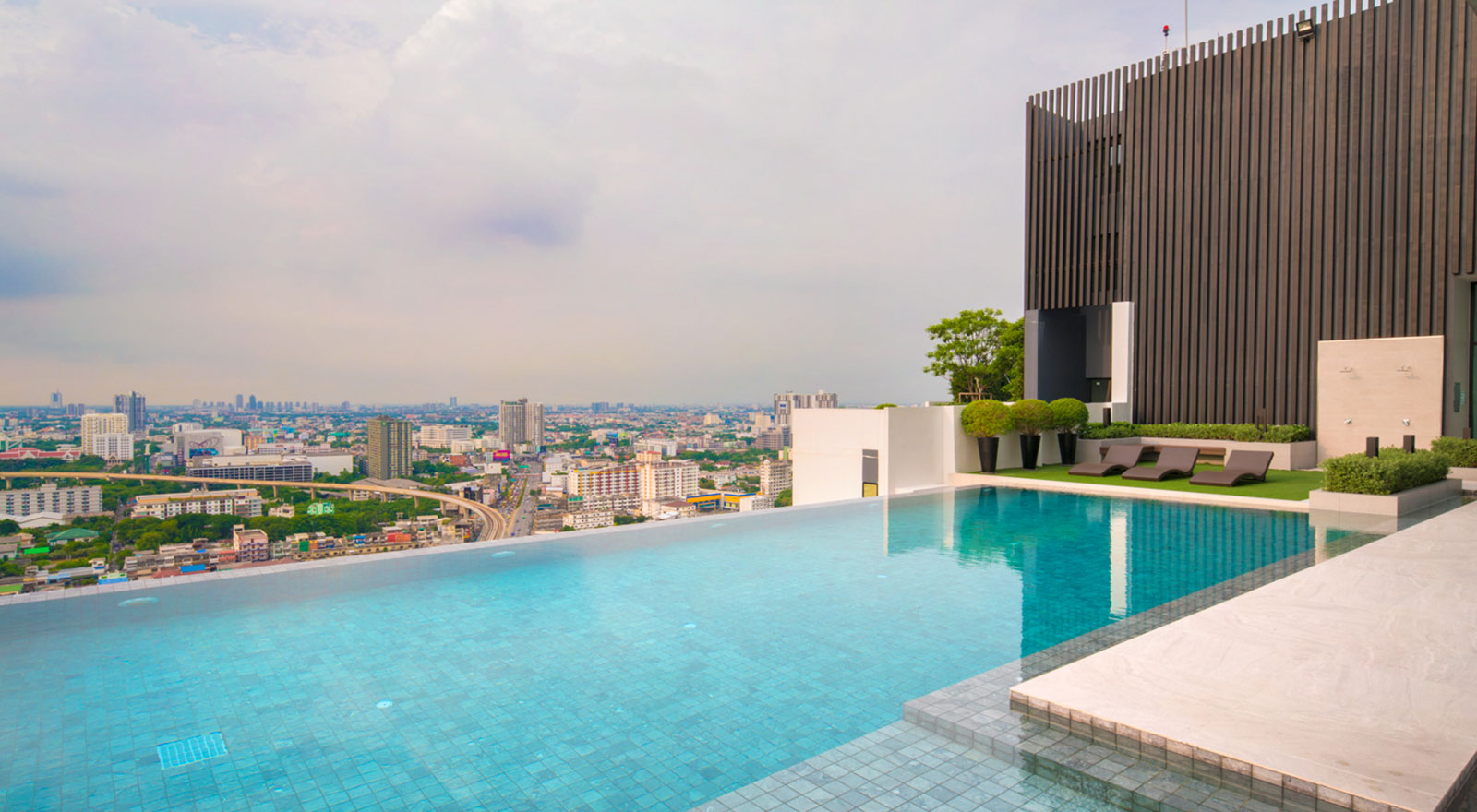 รูปภาพ ไนท์บริดจ์ ติวานนท์ (Knightsbridge Tiwanon)