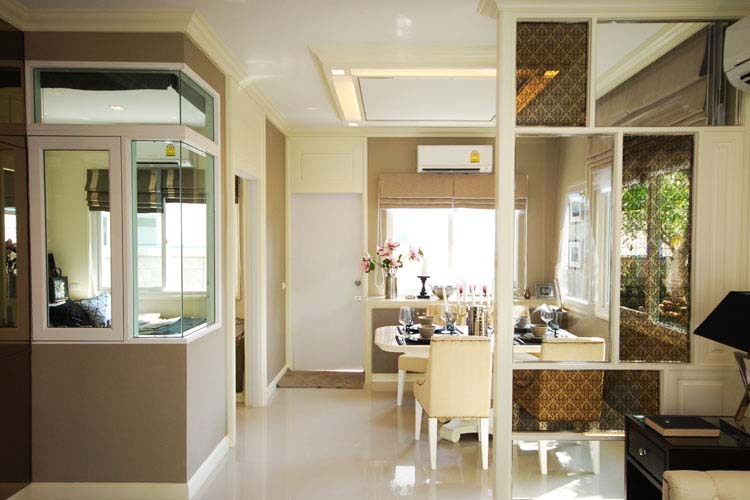 รูปภาพ กัสโต้ สาทร-ตากสิน (Gusto Sathorn Taksin)