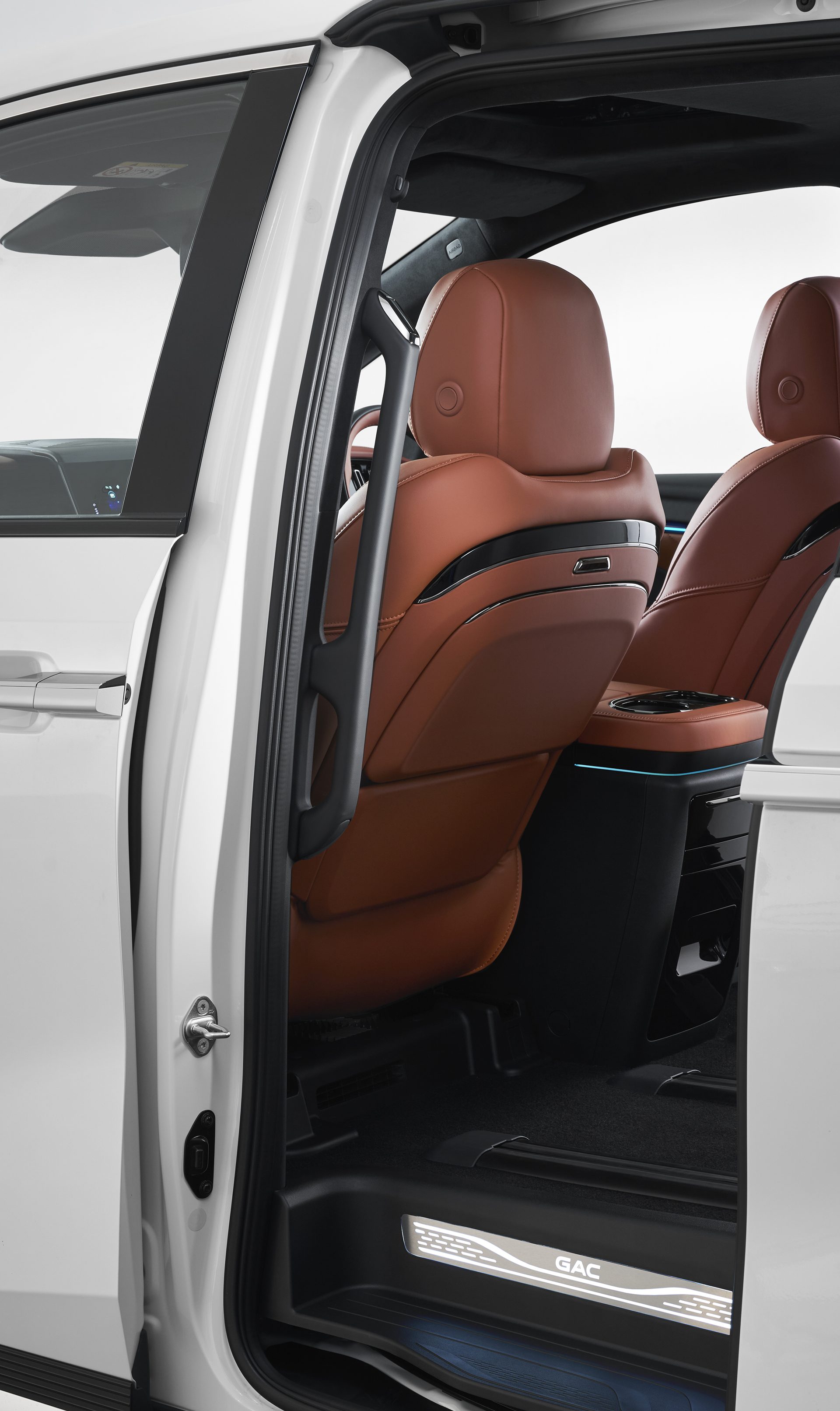 รูปภาพ Aion GAC M8 PHEV Standard ปี 2025