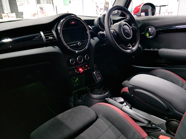 รูปภาพ มินิ Mini John Cooper Works Convertible ปี 2021