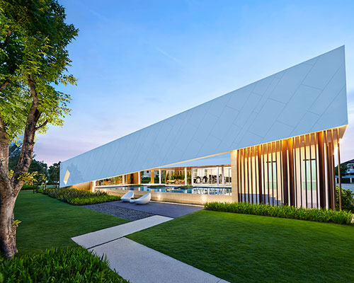 รูปภาพ เศรษฐสิริ กรุงเทพกรีฑา (Setthasiri Krungthep Kreetha)